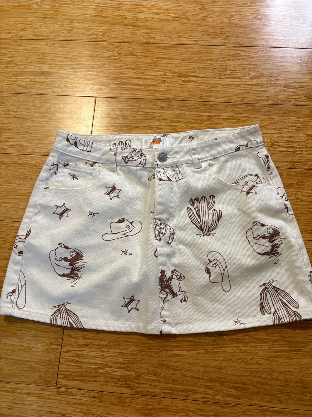 April Kiss Los Angeles Western Cowboy Print Denim Mini Skirt Medium rodeo boho